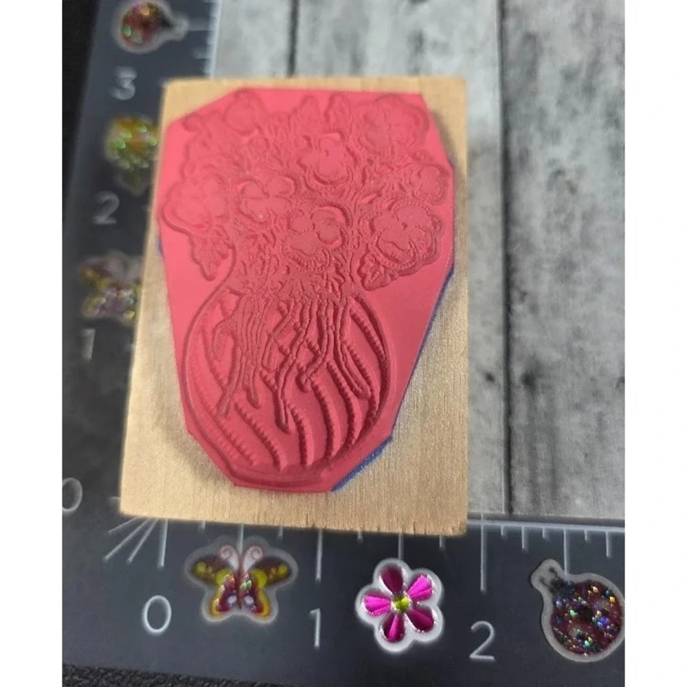 Inkadinkado Pansies Flowers in Vase Bouquet 4056 Rubber Stamp Wood #A3